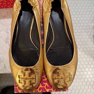 Tory Burch Reva Flat-Gold